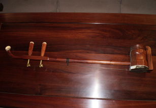 批發(fā)供應(yīng)極品非洲小葉紫檀二胡 高檔木制樂(lè)器的廠家直銷優(yōu)選